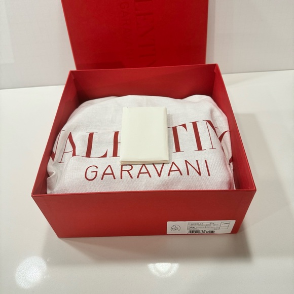 NWT/NWB Valentino Garavani Roman Stud Crystal-Embellished Shoulder Bag - PP Pink - Picture 7 of 17